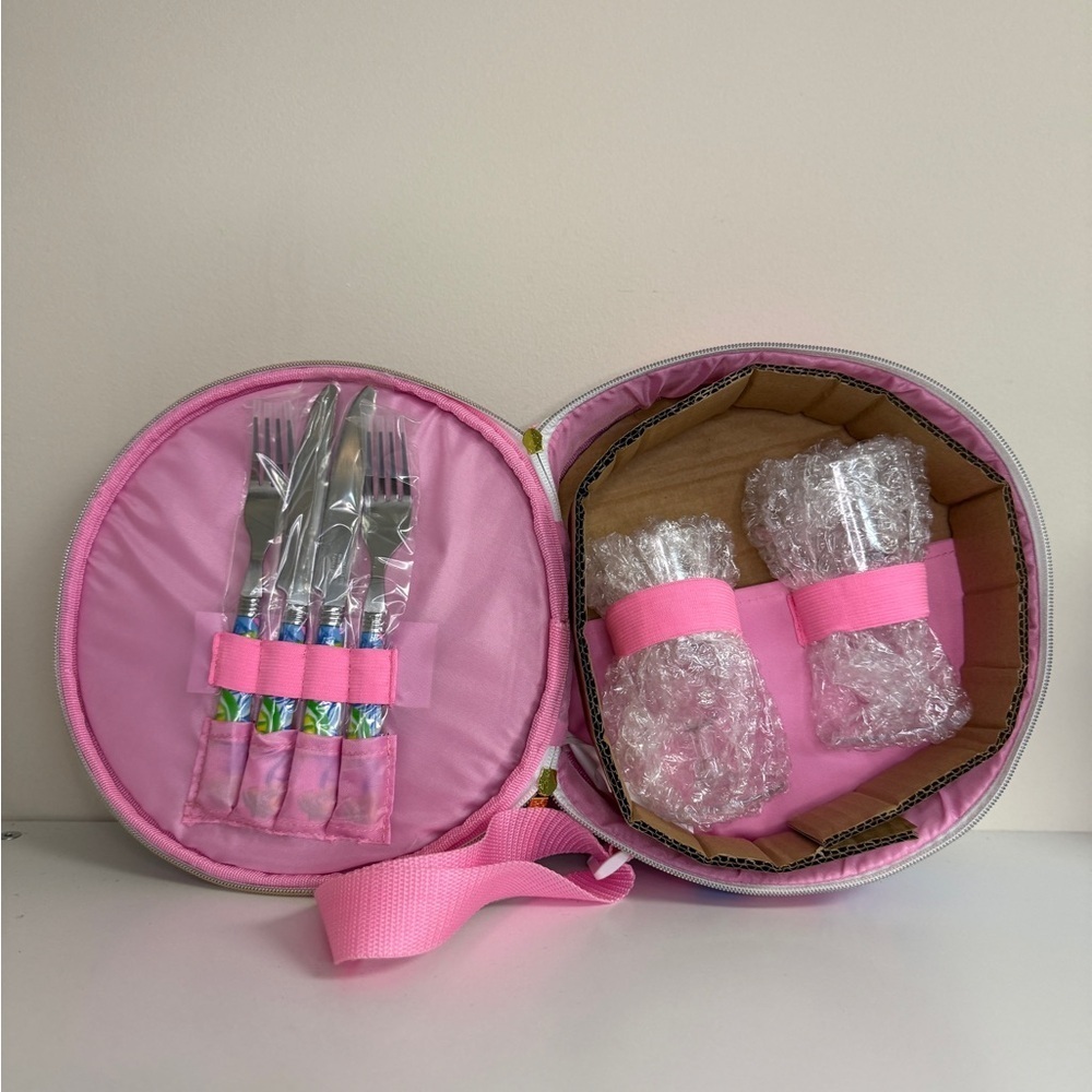 NEW Lilly Pulitzer: Havana Cocktail Print Picnic Bag - Picture 3 of 9
